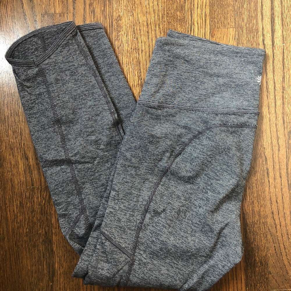 Athleta Cropped Leggings